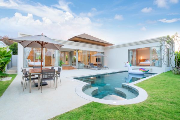 Pool Deck Repair in Bloomington